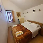 And Lucica 3* Komiža